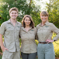 Bindi Irwin Shares Her Endometriosis Story in Detail as She Prepares to Receive EndoFound’s Blossom Award