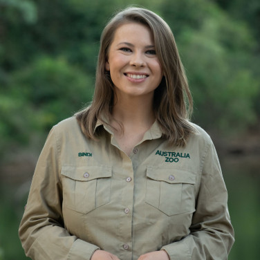 Bindi Irwin To Receive the Blossom Award at the Endometriosis Foundation of America’s 12 th Annual Blossom Ball